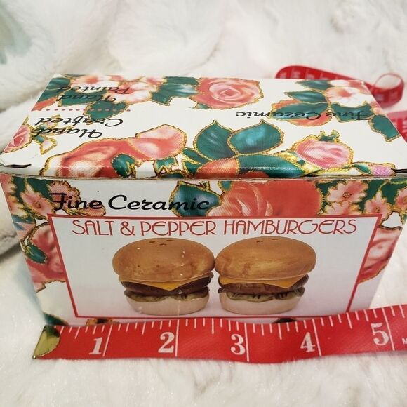 Salt & Pepper Shakers - Picture 8 of 8